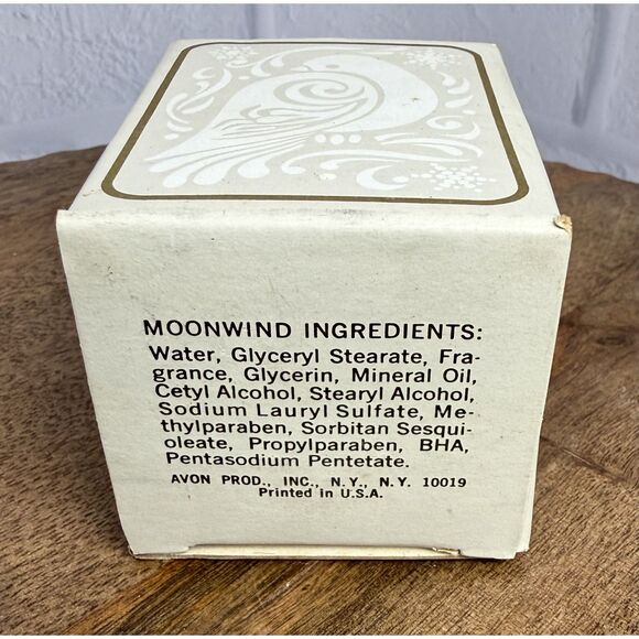 NEW Vintage Vintage 70s Avon Snowbird Moonwind Cream Sachet & Box - Picture 12 of 12
